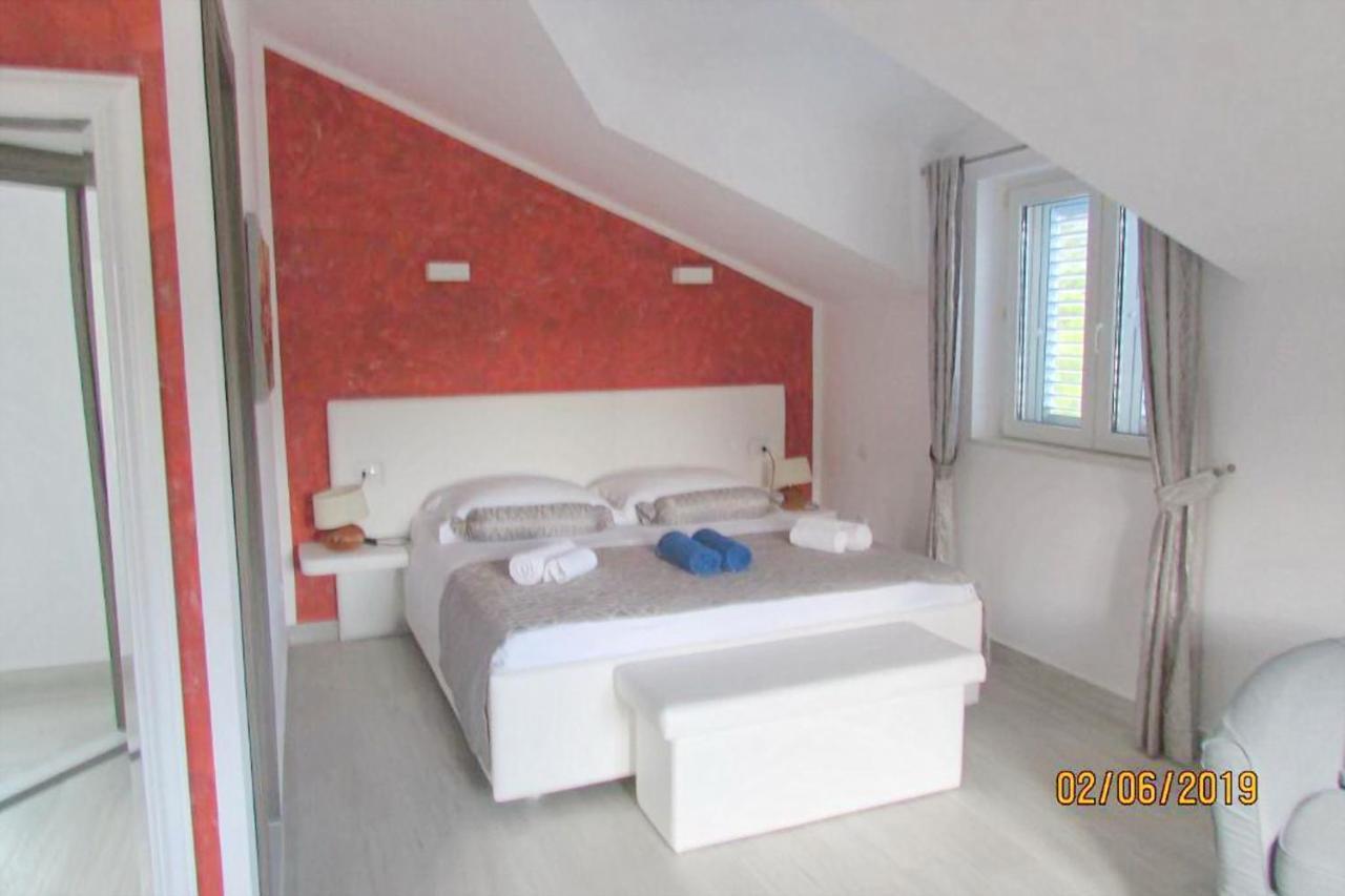 Villa Mirosa Saplunara Extérieur photo