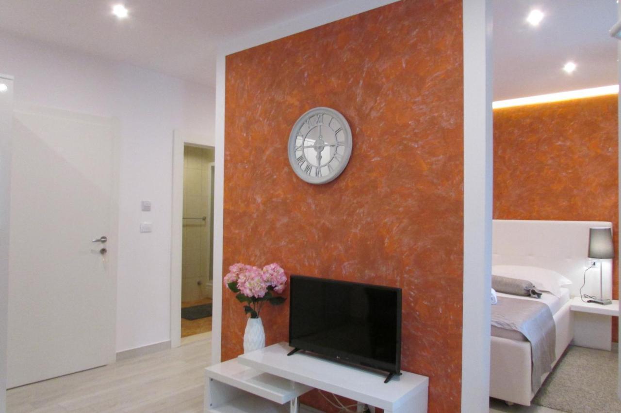 Villa Mirosa Saplunara Extérieur photo
