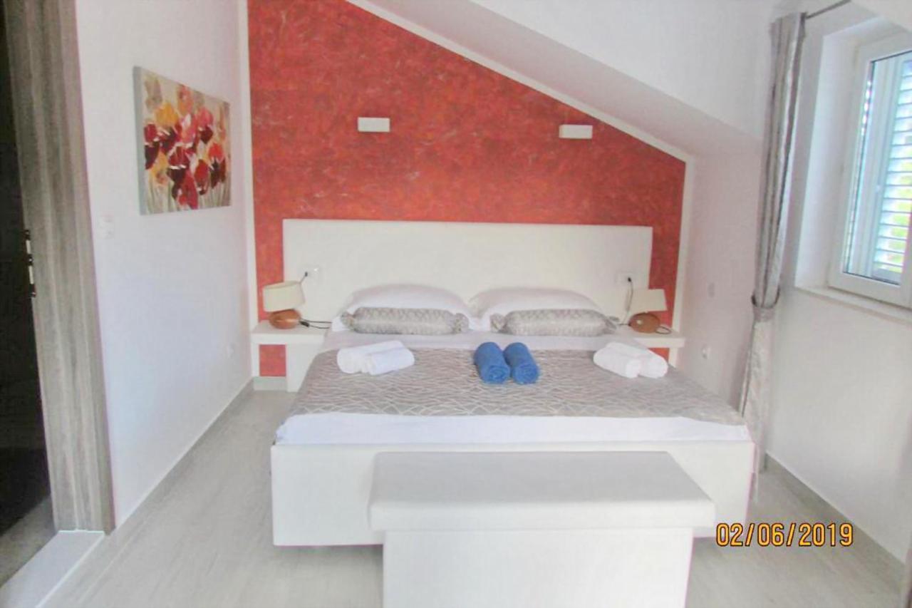 Villa Mirosa Saplunara Extérieur photo
